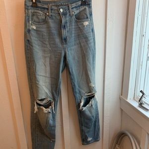 American Eagle Mom Jeans, Size 6
